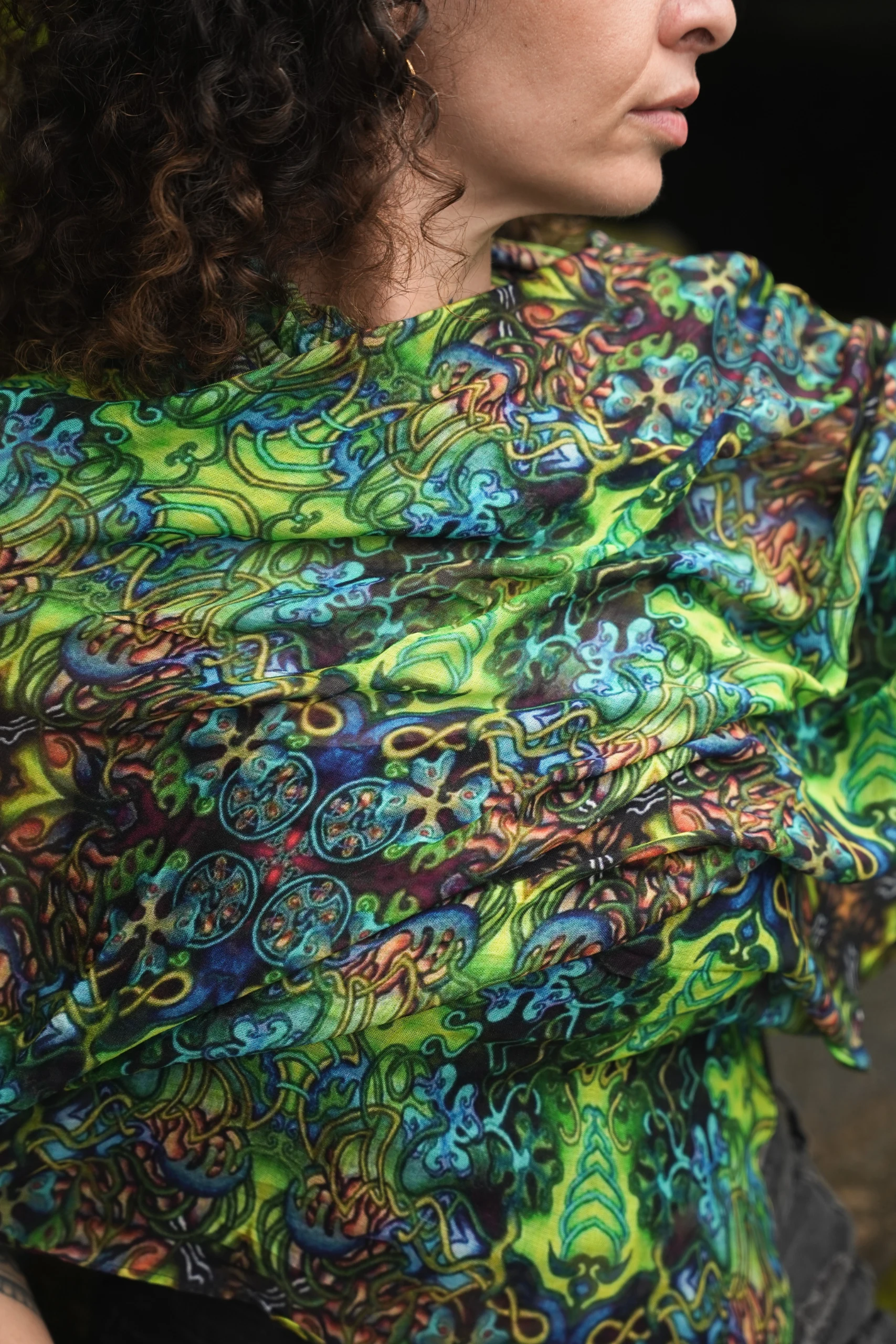 Mystical Jungle Bamboo Scarf, Tropical Floral Print, Lightweight Boho Wrap (100x200cm) — view 3