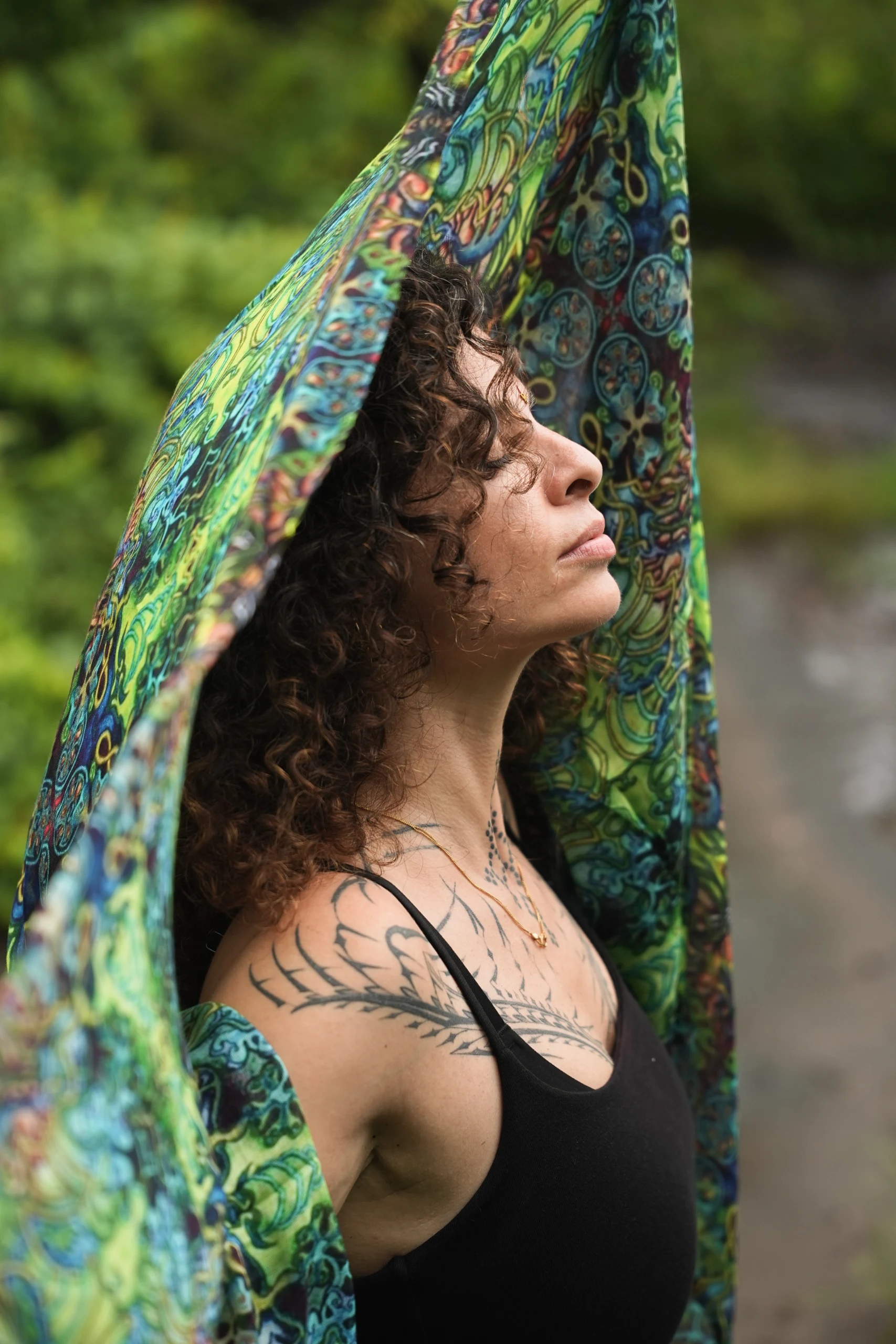 Mystical Jungle Bamboo Scarf, Tropical Floral Print, Lightweight Boho Wrap (100x200cm) — view 6