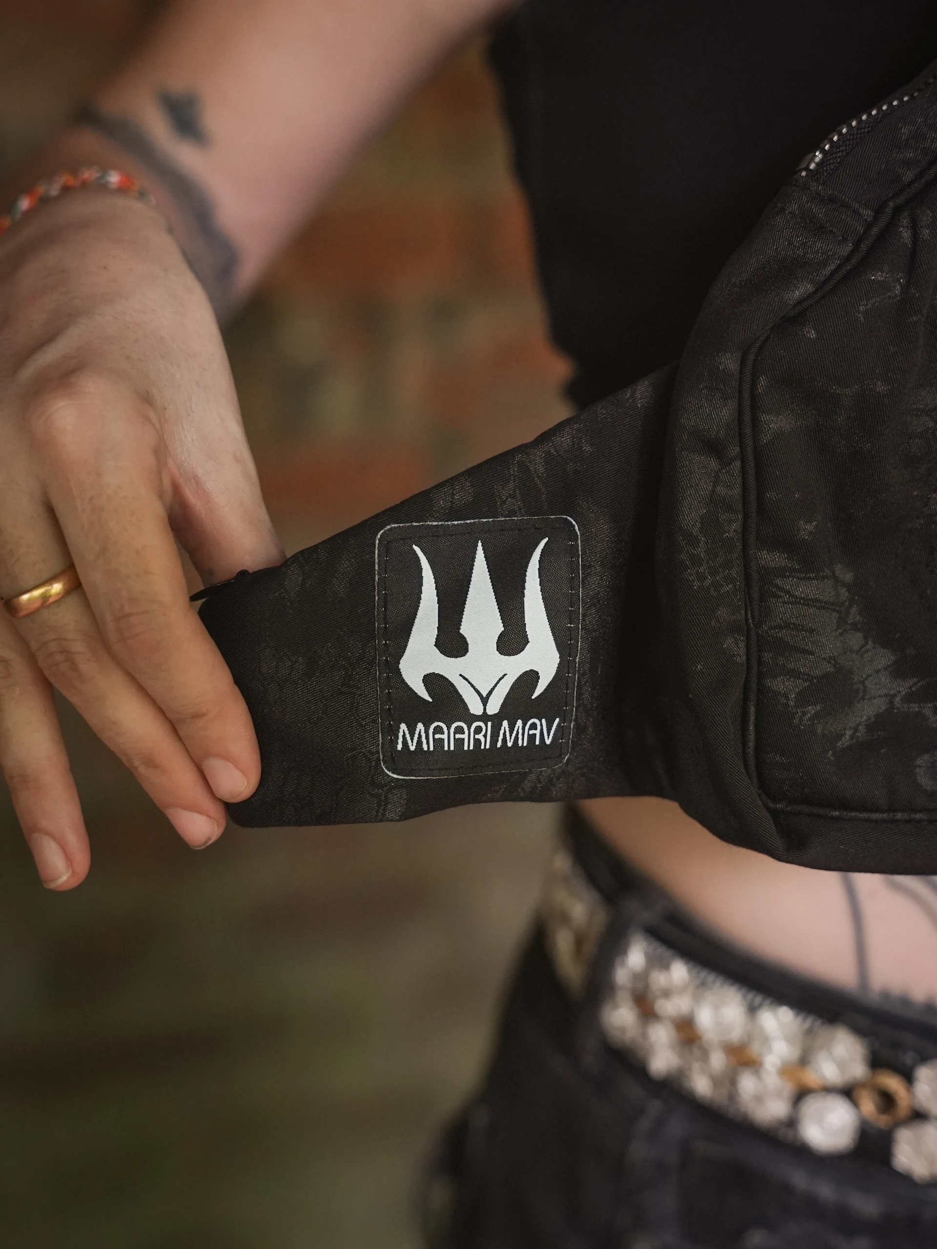 Handmade Hexa Pulse Sling Bag, Geometric Psywear Festival Crossbody (Canvas) — view 4