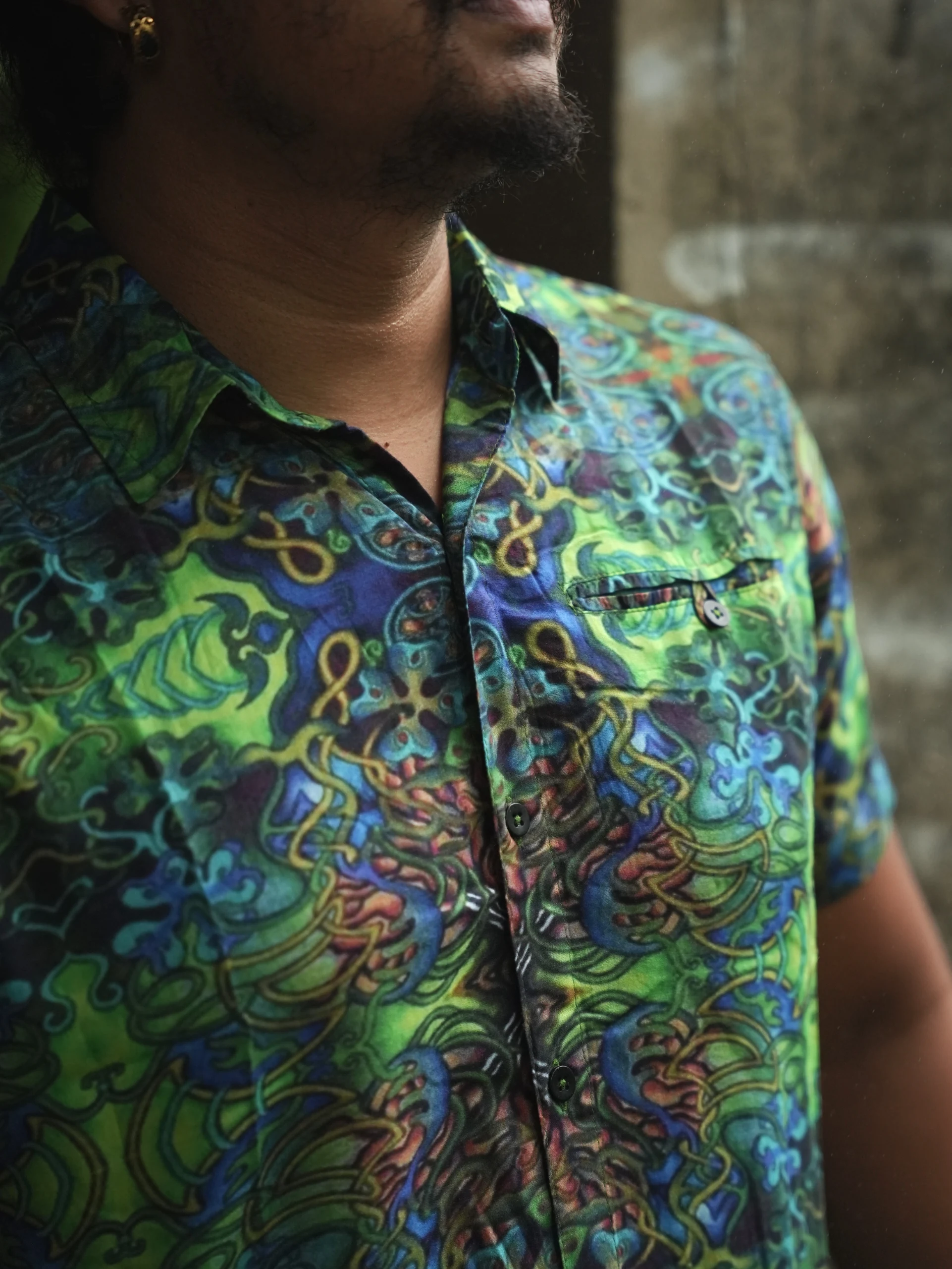 Kaleidoscope Bamboo Festival Shirt, Green Blue Psychedelic Print, Lightweight Men's Shirt — view 5